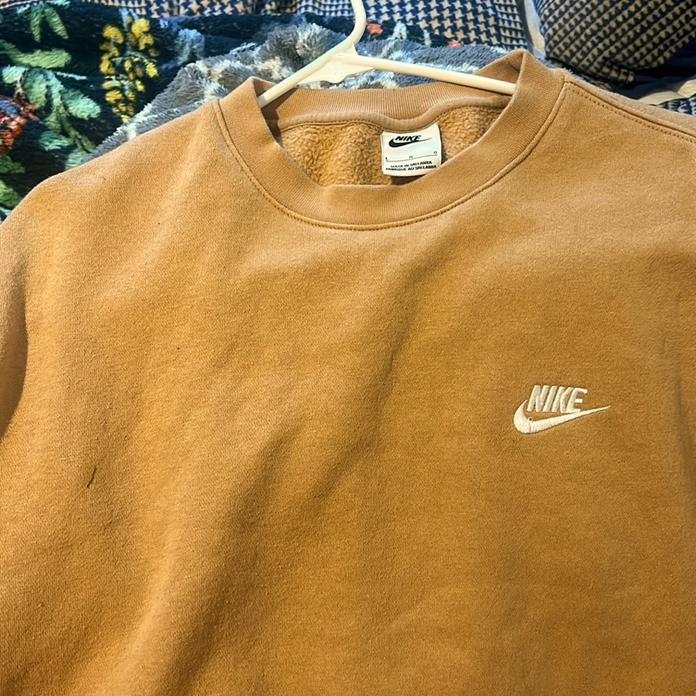 Nike sweatshirt